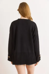 Olalook Women's Black Cufflinks Slit Knitwear Sweater - Image 4