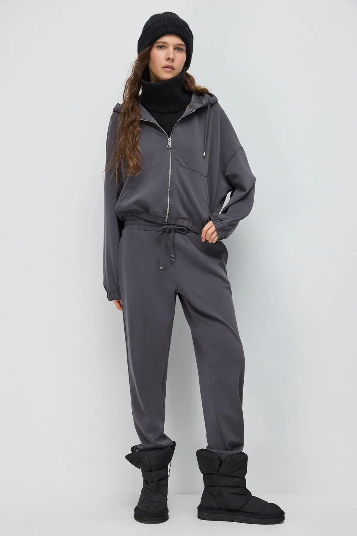 PNT-1621-FUME-SMOKE-GRAY_1