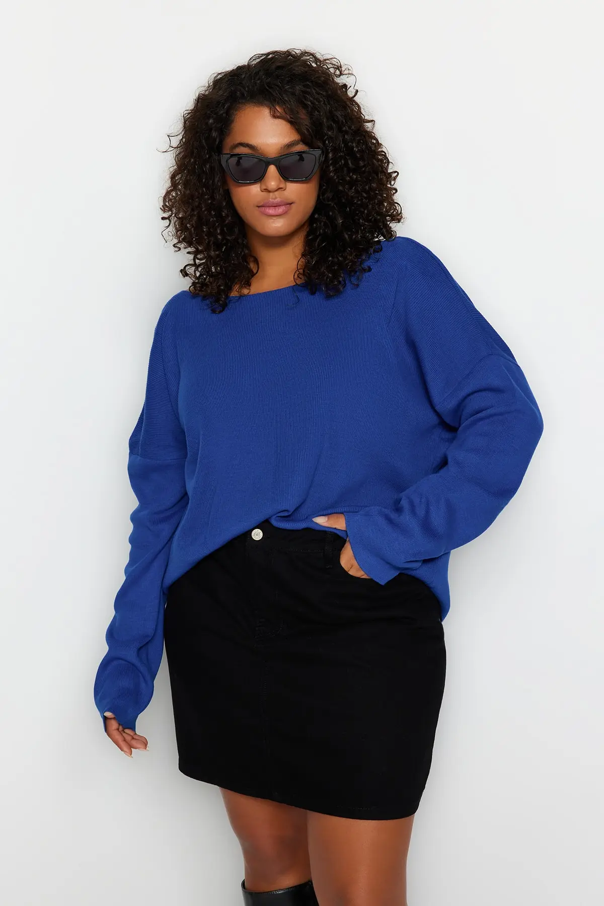 TBBAW23AN00021-SAKS-BLUE_1
