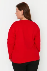 Trendyol Curve Red V-neck Button Detailed Knitwear Sweater - Image 5