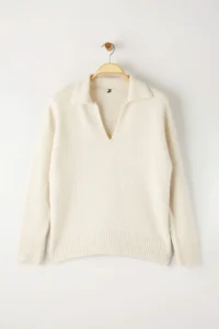 Trendyol Curve Ecru Polo Shirt Collar Soft Feeling Crop Knitwear Sweater - Image 5