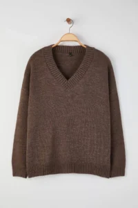 Trendyol Curve Wardrobe Essentials Mink Basic Wide Pattern Soft textured Knitwear Sweater - Image 2