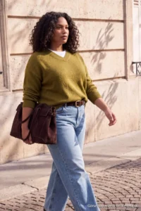 Trendyol Curve Wardrobe Essentials Oil Green Basic Wide Pattern Soft textured Knitwear Sweater - Image 3