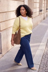 Trendyol Curve Wardrobe Essentials Yellow Basic Wide Pattern Soft textured Knitwear Sweater - Image 3