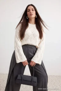 Trendyol Curve Ecru Cellular/Delikli Knitwear Sweater - Image 3