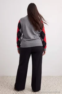 Trendyol Curve Anthracite Premium Thread/Special Thread Baklava Patterned Knitwear Sweater - Image 4