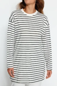 Trendyol Modest Black Striped Knitting Tunic - Image 8