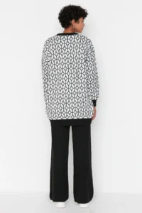 Trendyol Modest Black Geometric Patterned Sweater-Pants Knitwear Set - Image 5