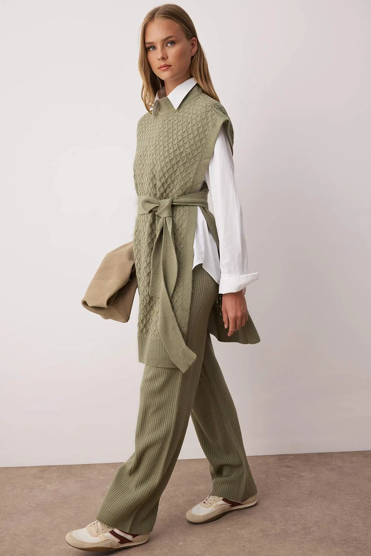 TCTAW24US00045-KHAKI_1