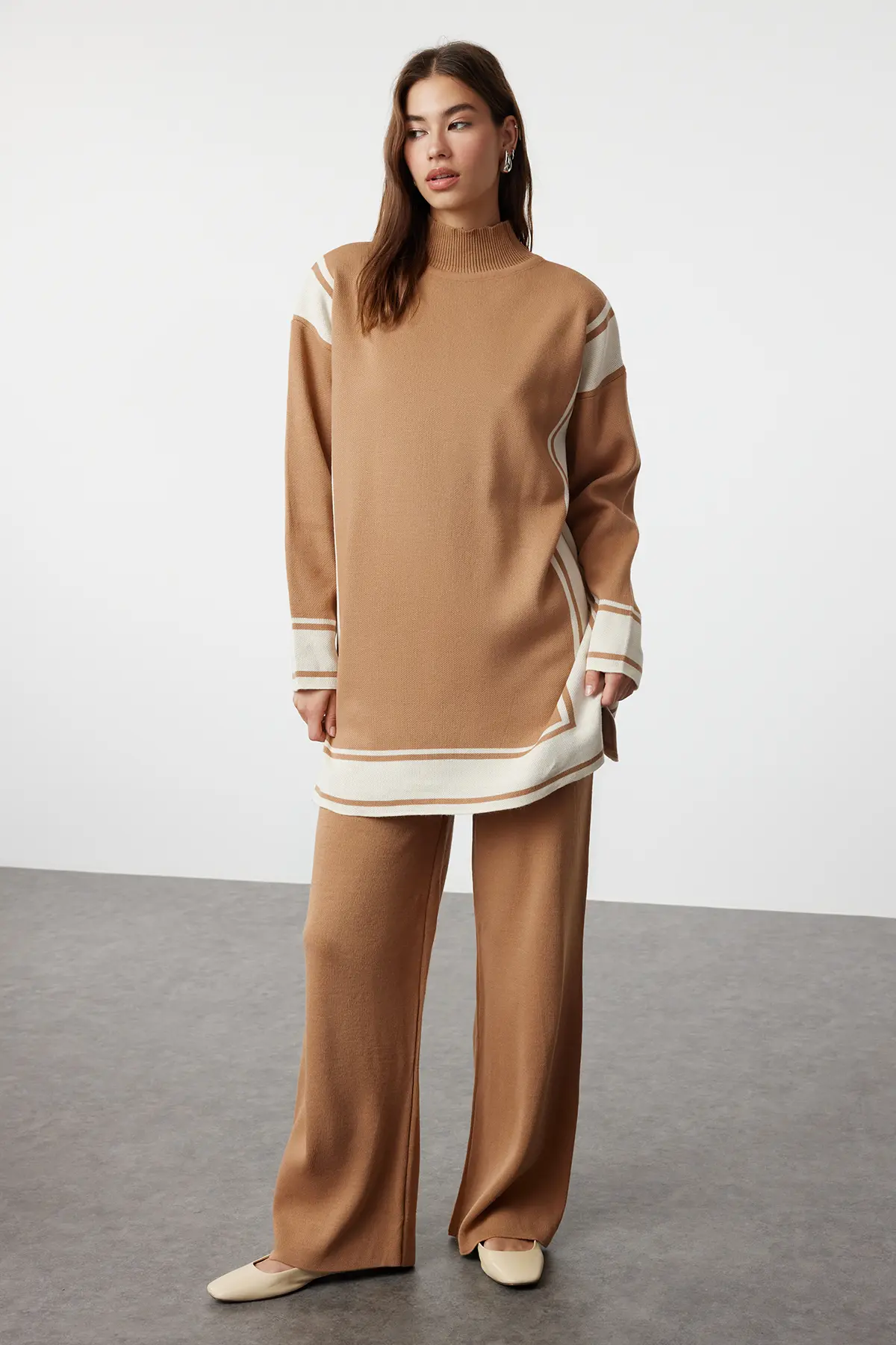 TCTAW24US00057-CAMEL_1
