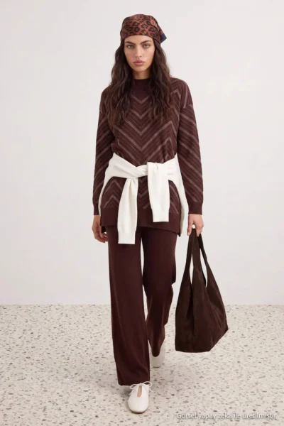 TCTAW25US00010-BROWN_1