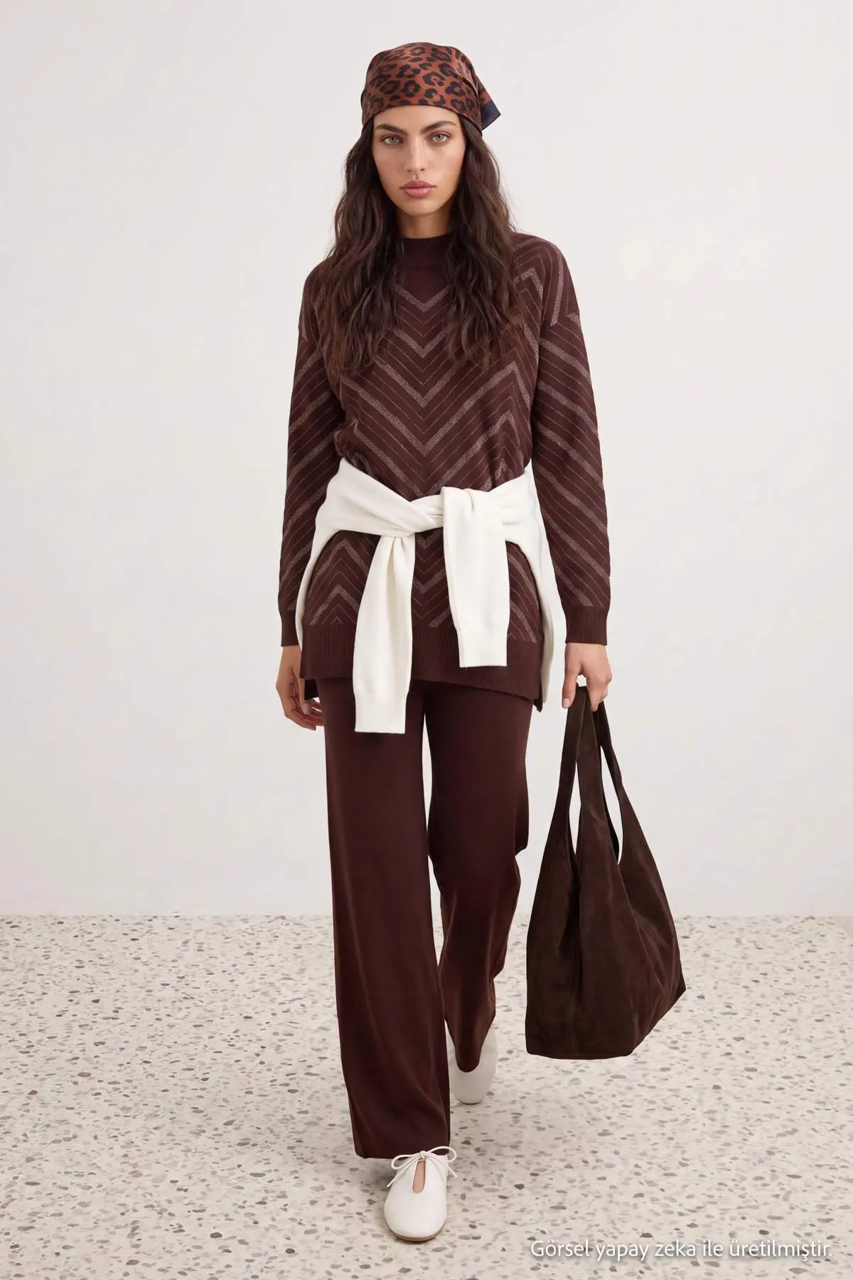TCTAW25US00010-BROWN_1