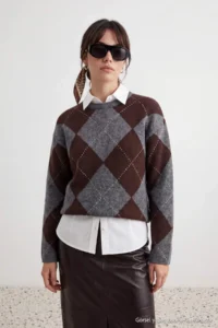 Trendyol Modest Anthracite Soft textured Plaid / Checkered Openwork Knitwear - Image 2
