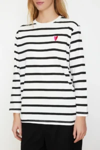 Trendyol Modest WHITE single jersey Striped Heart Embroidered Long Sleeve Knitting Tunic T-Shirt - Image 4