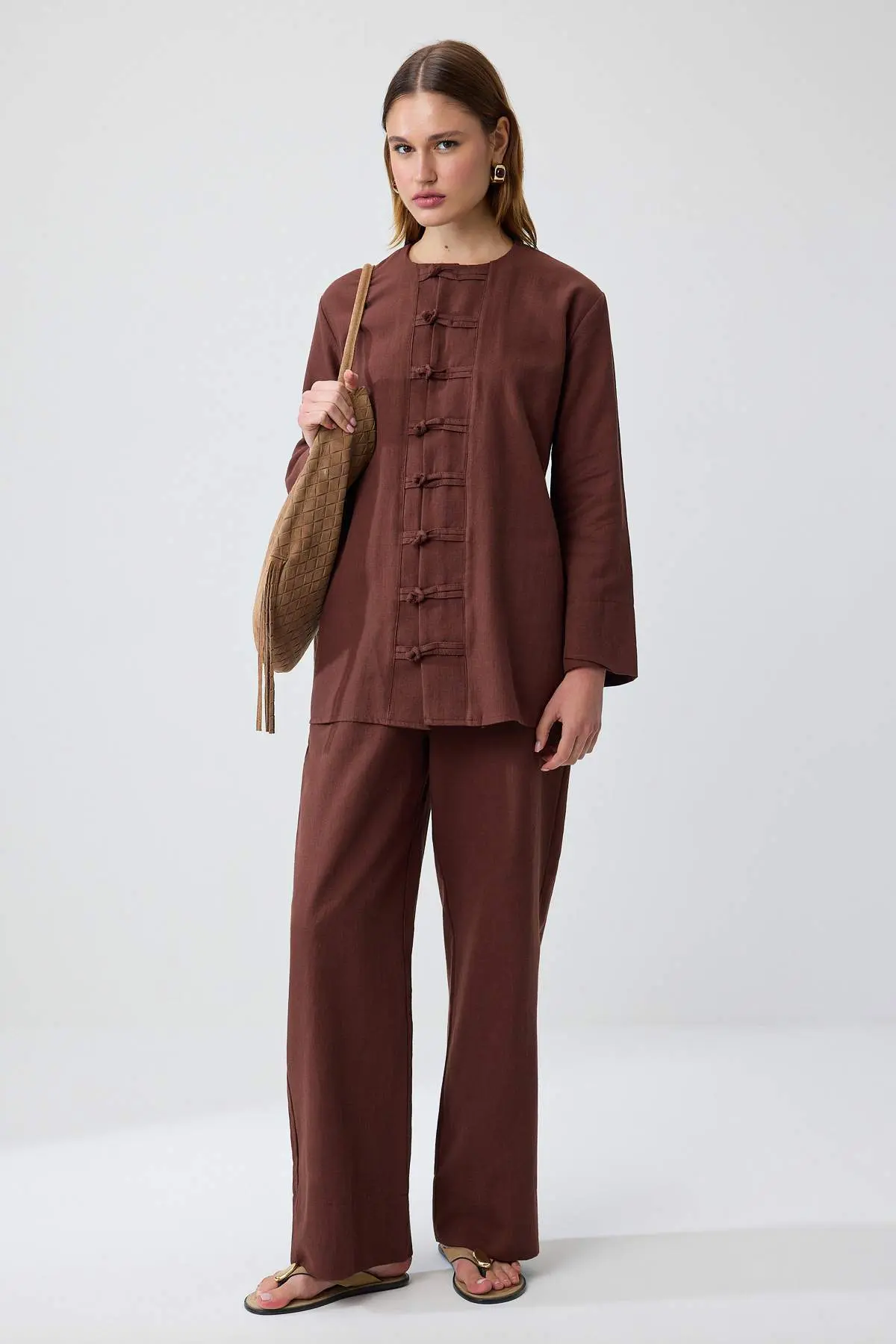 TCTSS26US00044-BROWN_1