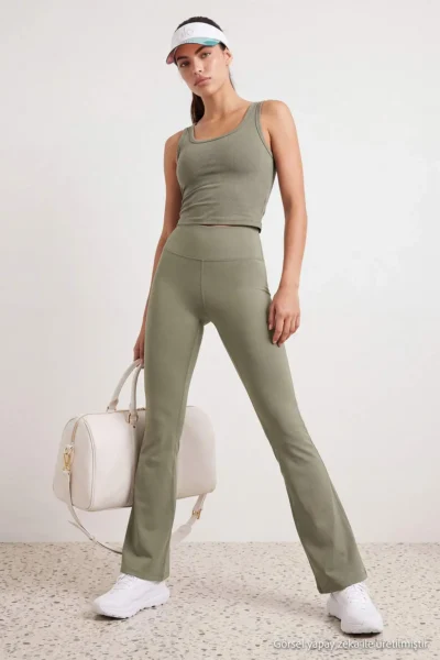 THMSS26TY00016-KHAKI_1