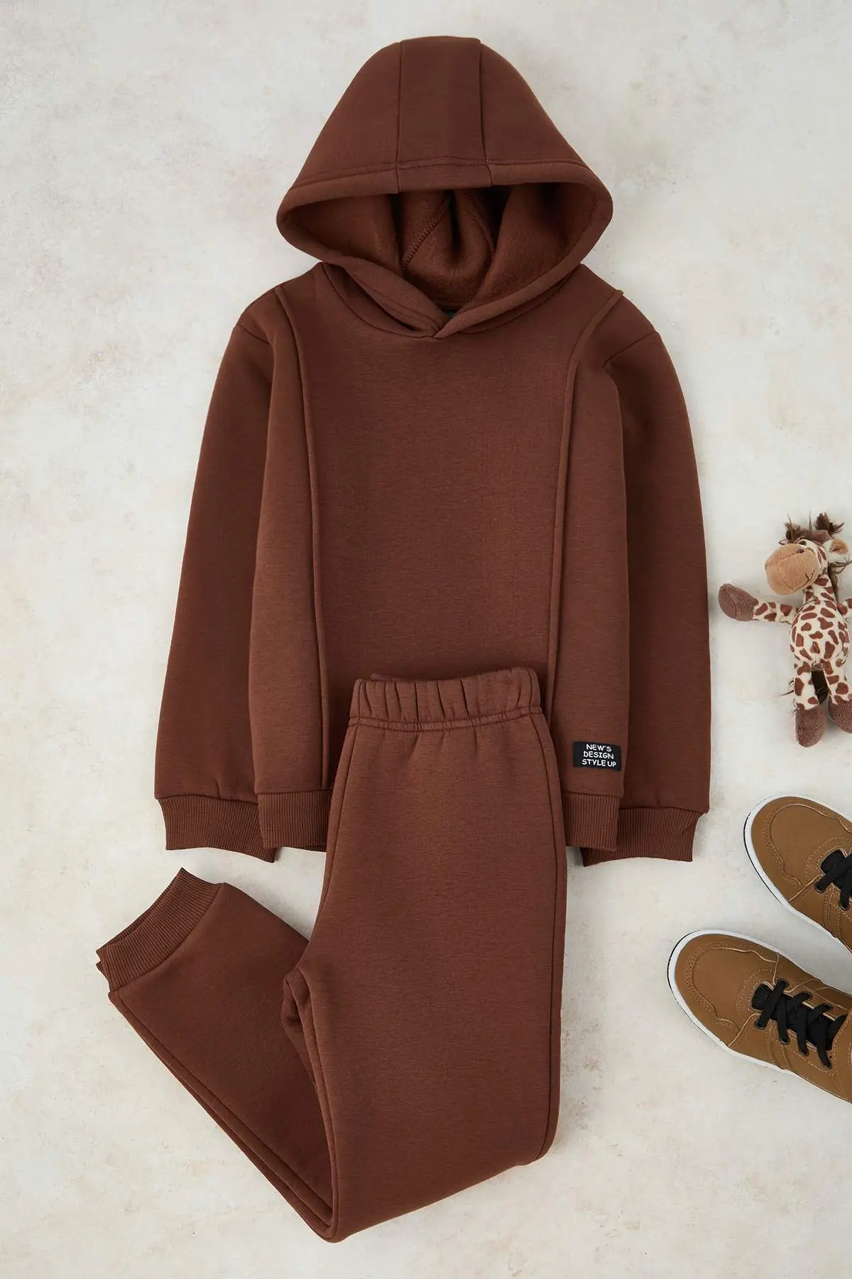 TKDAW25AU00058-BROWN_1