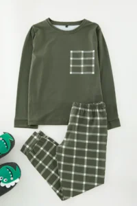 TRENDYOLMİLLA KIDS Khaki Boys' Plaid / Checkered Knitting Pajamas Set Top and Bottom Set - Image 4
