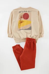 TRENDYOLMİLLA KIDS Beige Cotton Printed Knitting Boys' Regular Sweatshirt and Tracksuit Thin Top and Bottom Set - Image 5