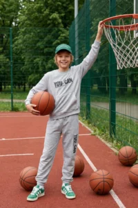 TRENDYOLMİLLA KIDS Gray Melange Slogan Printed Knitting Boys' Sweatshirt and Tracksuit Thin Top and Bottom Set