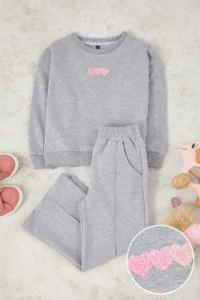 TRENDYOLMİLLA KIDS Gray Melange Cotton Kalpli Oversized Girls' Knitting Bottom - Top Set - Image 2