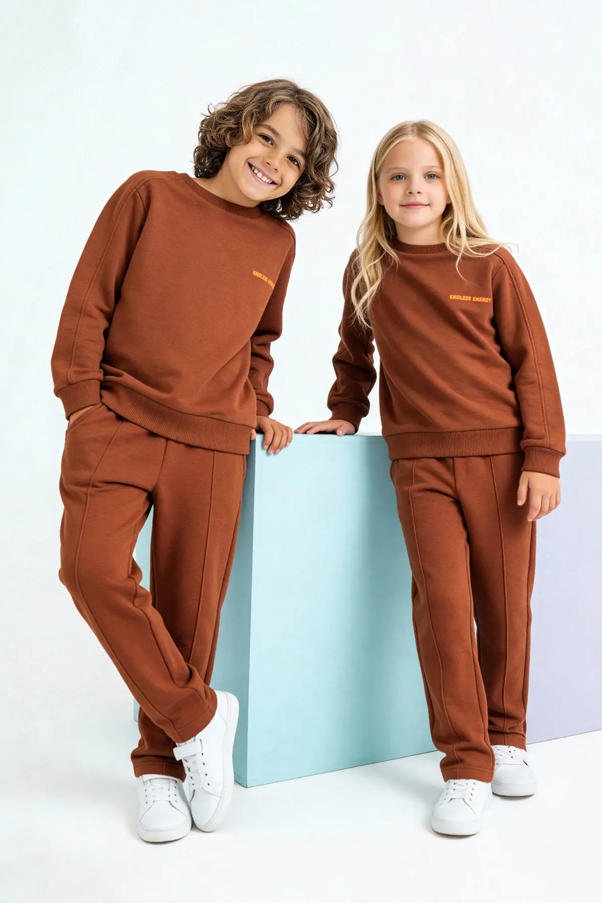 TKDAW26AU00022-BROWN-1_1
