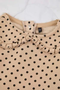 TRENDYOLMİLLA KIDS Beige Cotton Polka Dot Collar Detailed Girls' Thick Knitting Sweatshirt and Leggings Bottom Top Set - Image 4