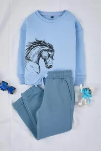 TRENDYOLMİLLA KIDS BLUE Cotton Thick/Horse Printed Boys' Knitting Bottom - Top Set - Image 5