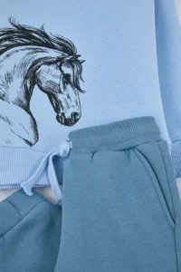 TRENDYOLMİLLA KIDS BLUE Cotton Thick/Horse Printed Boys' Knitting Bottom - Top Set - Image 6