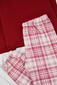 TRENDYOLMİLLA KIDS Burgundy-PINK 4 Sets Girls' Plaid/Checkered Soft textured Knitting Bottom-Top Pajama Set - Image 3