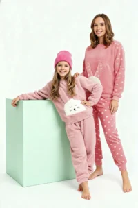 TRENDYOLMİLLA KIDS PINK Mini Me Plush Knitting Girls' Thick Pajama Set