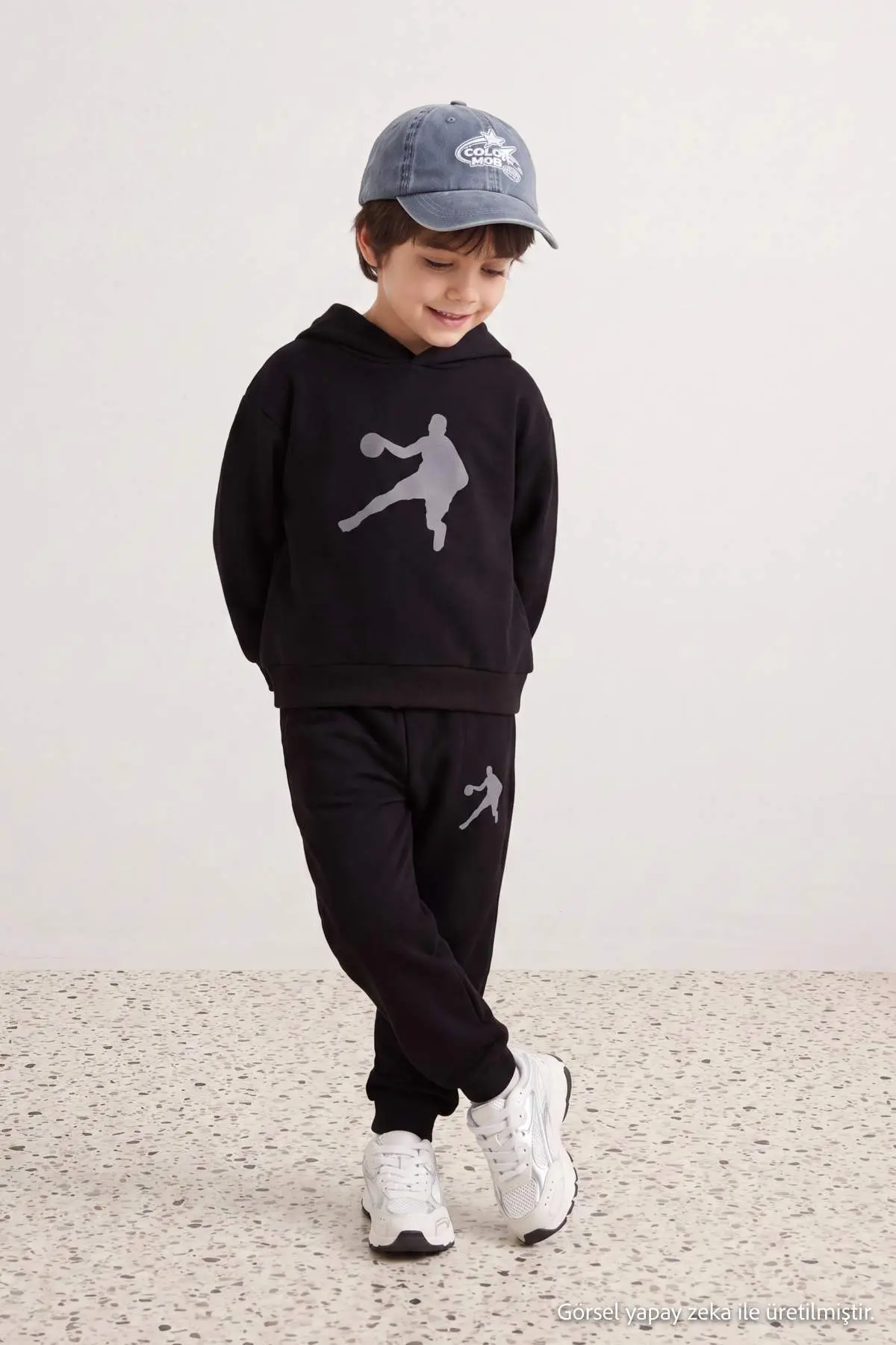 TKDAW27AU00022-BLACK_1