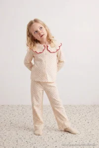 TRENDYOLMİLLA KIDS Ecru 100%Cotton Girls' Baby Collar Muslin Pajama Set