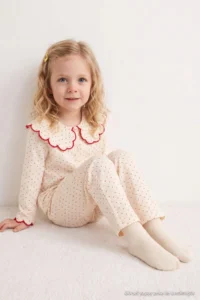 TRENDYOLMİLLA KIDS Ecru 100%Cotton Girls' Baby Collar Muslin Pajama Set - Image 3