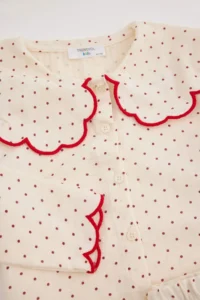 TRENDYOLMİLLA KIDS Ecru 100%Cotton Girls' Baby Collar Muslin Pajama Set - Image 6