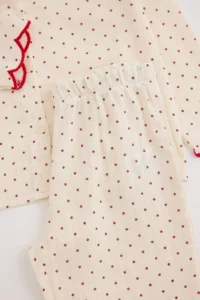 TRENDYOLMİLLA KIDS Ecru 100%Cotton Girls' Baby Collar Muslin Pajama Set - Image 7