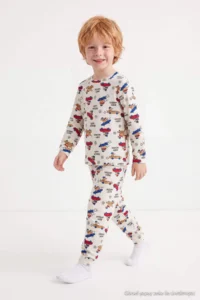 TRENDYOLMİLLA KIDS Ecru Soft textured Boys' Car Printed Pajama Set - Image 3
