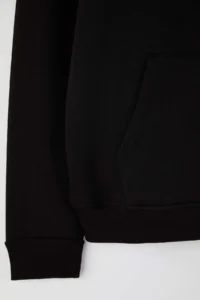 TRENDYOLMİLLA MEN Black Regular / Normal Cut Back Printed Knitting Sweatshirt - Image 7