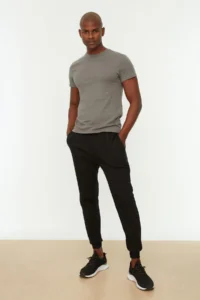 TRENDYOLMİLLA MEN Black Regular/Normal Cut Fleece/Warm Sweatpants - Image 6