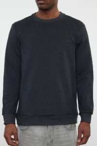 TRENDYOLMİLLA MEN Anthracite Regular/Normal Cut Inside Fleece/Warm Sweatshirt - Image 4
