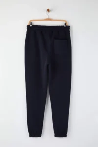 TRENDYOLMİLLA MEN NAVY BLUE Embroidered Regular/Normal Cut Leg Elastic Inside Fleece Sweatpants - Image 8