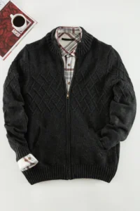 TRENDYOLMİLLA MEN Anthracite Regular Fit Woolly Half Fisherman Zippered Closure textured Knitwear Cardigan - Image 9