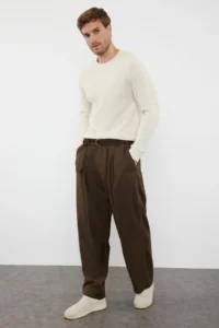TRENDYOLMİLLA MEN Ecru slim slim Fit Crew Neck textured Knitwear Sweater - Image 2