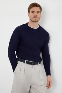 TRENDYOLMİLLA MEN NAVY BLUE slim slim Fit Crew Neck textured Knitwear Sweater - Image 2