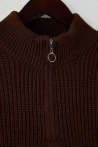 TRENDYOLMİLLA MEN Brown Regular High Neck Plain Sweater - Image 7