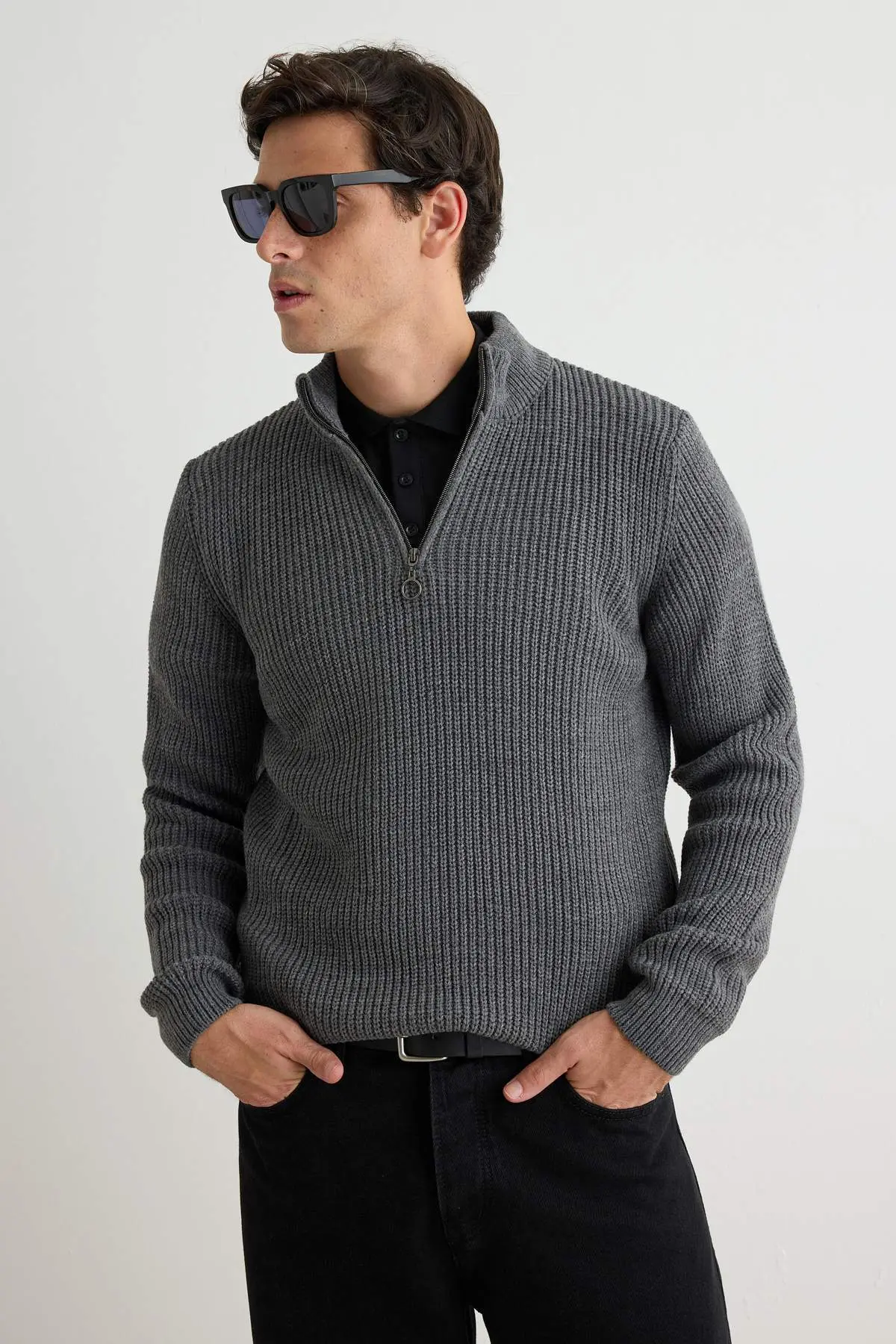 TMNAW22KZ1908-DARK-GRAY_1