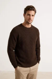 TRENDYOLMİLLA MEN Brown Oversized Crew Neck Plain Sweater - Image 2