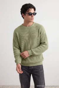 TRENDYOLMİLLA MEN MINT Oversized Crew Neck Plain Sweater - Image 4