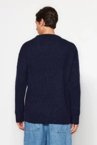 TRENDYOLMİLLA MEN NAVY BLUE Oversized Fit Wide Pattern Crew Neck Basic Knitwear Sweater - Image 10