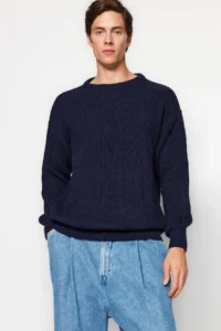 TRENDYOLMİLLA MEN NAVY BLUE Oversized Fit Wide Pattern Crew Neck Basic Knitwear Sweater - Image 8